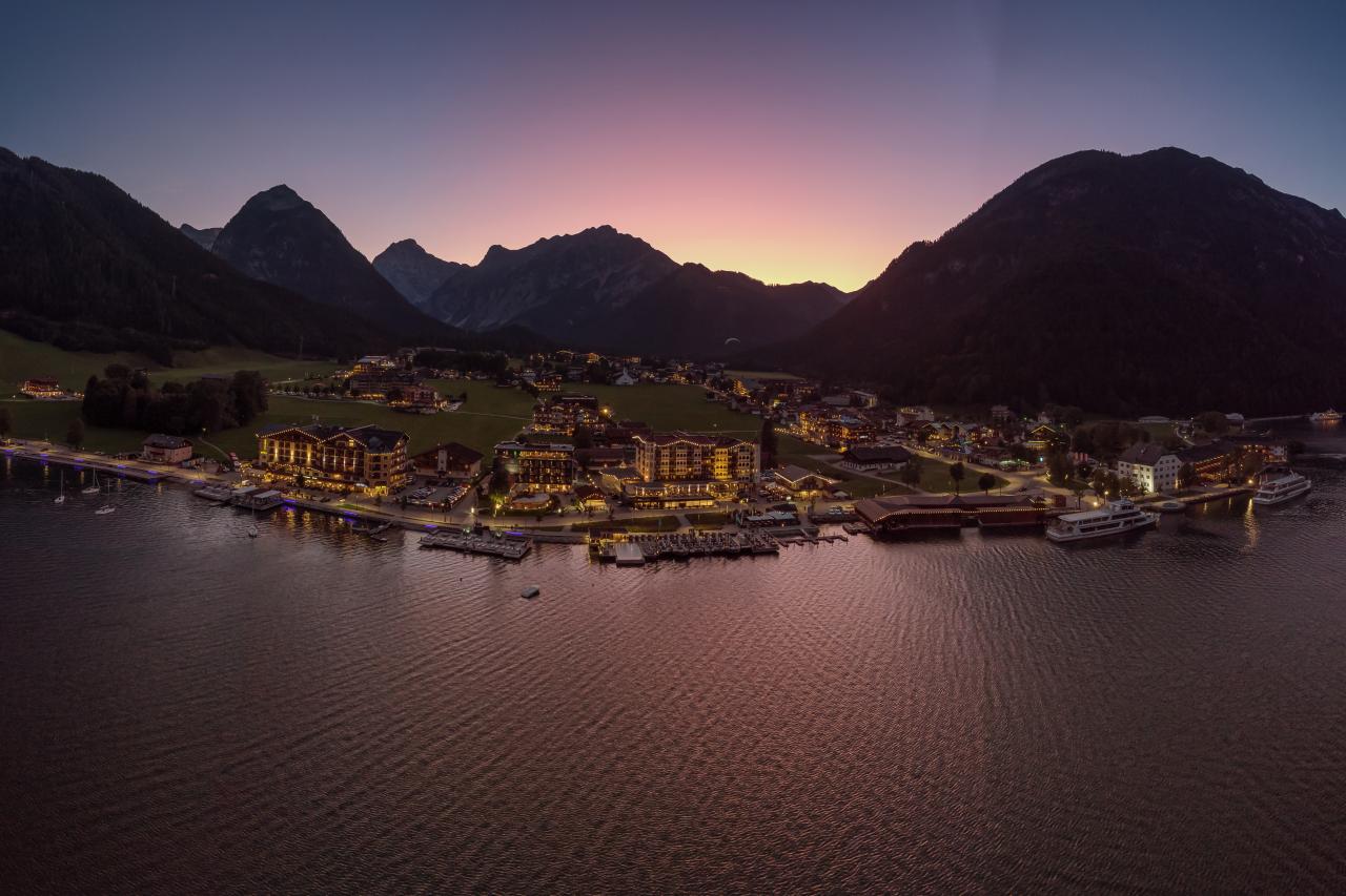 pertisau-am-achensee-bei-nacht