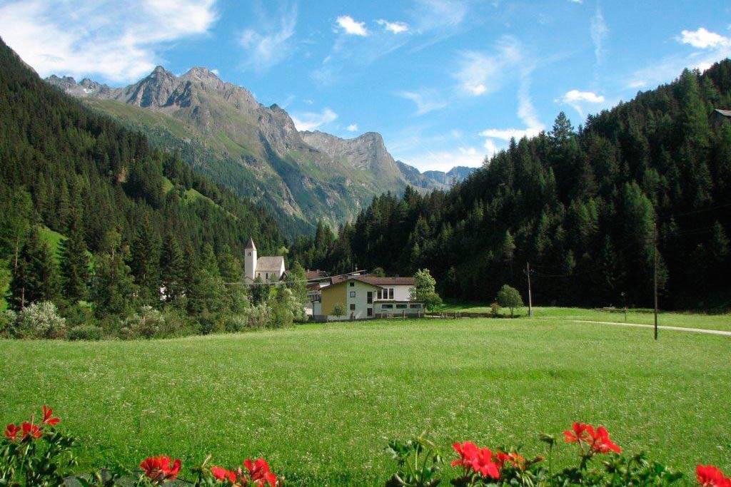 11-gschwandthof-pitztal-ausblick